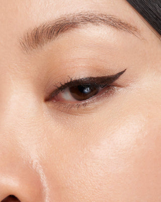 Brush Tip Illustrative Eyeliner