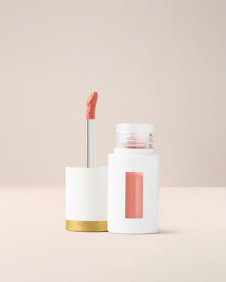 EM Cosmetics Everglass Lip Dew in Dream, a soft rose high-shine gloss for a glassy, long-lasting, vinyl-like finish.